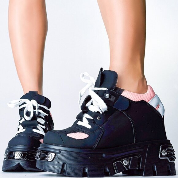 GUAVA 02 Nana Kawaii Black Platform Sneakers - Picture 1 of 1